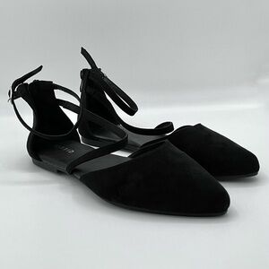 New w/o Box Torrid Black Faux Suede Ankle Strap Cross Strap Flat Women’s US 7.5W